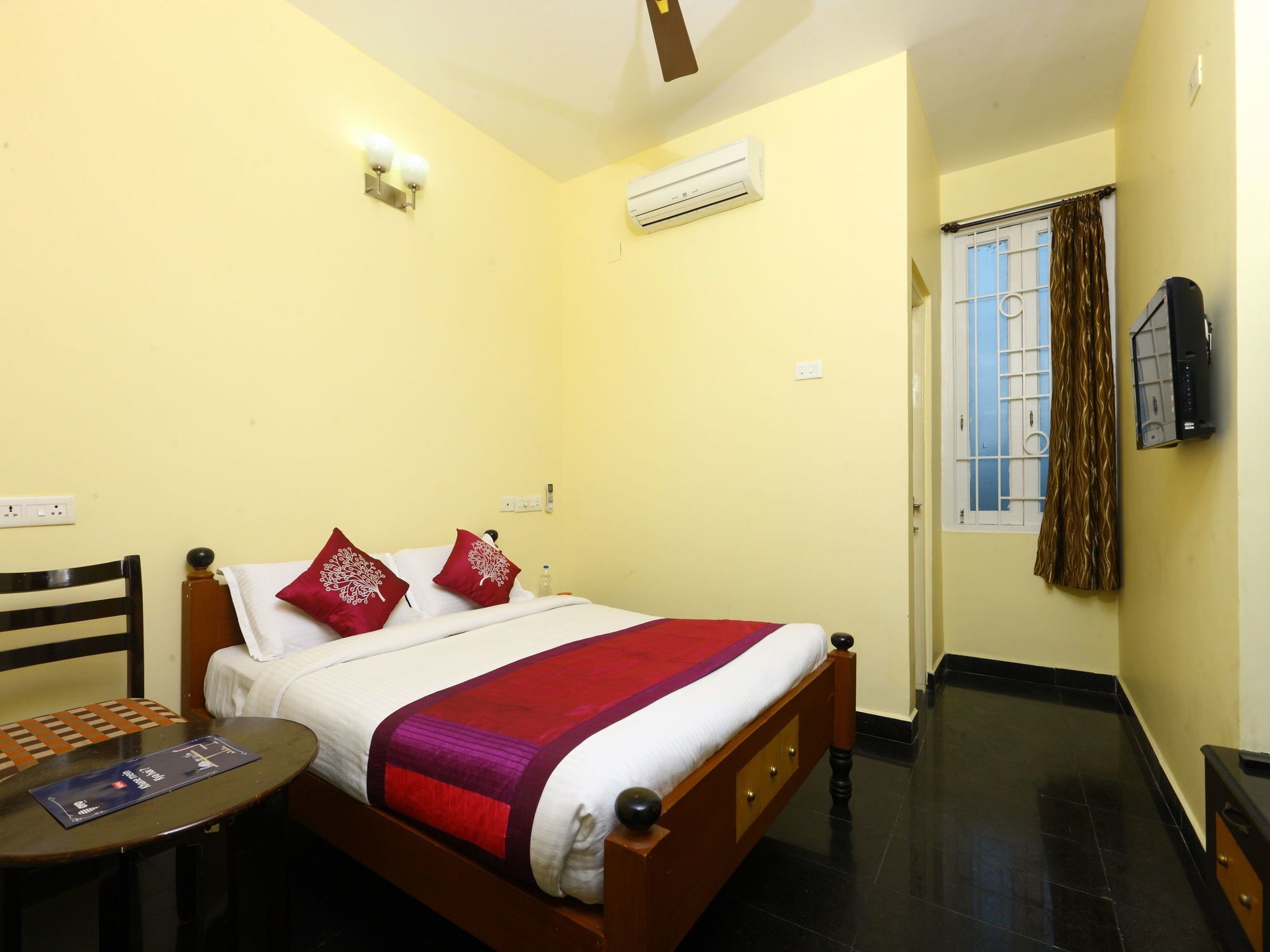 Oyo 10630 Hotel Nano Turf Madurai Eksteriør bilde