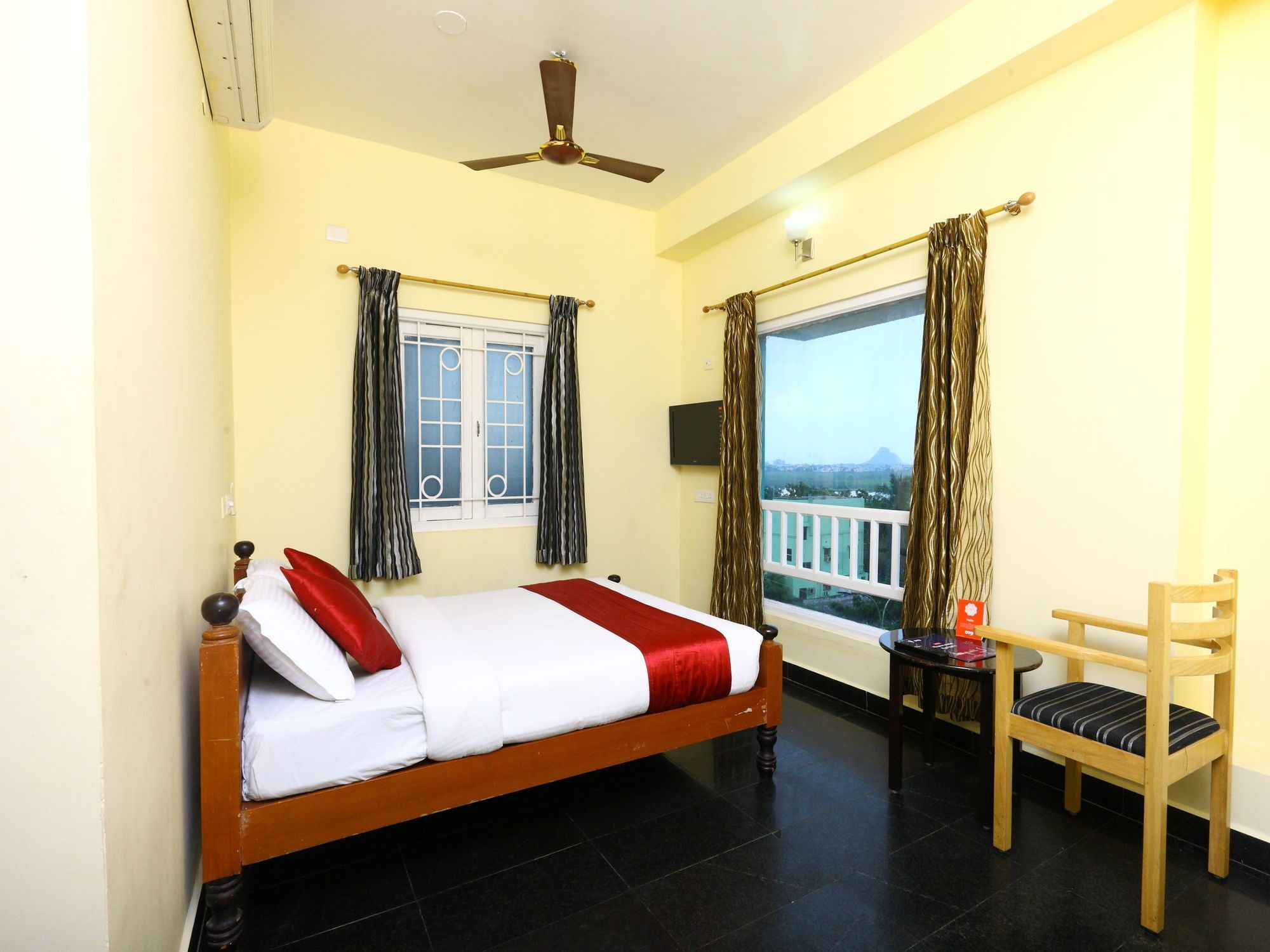 Oyo 10630 Hotel Nano Turf Madurai Eksteriør bilde